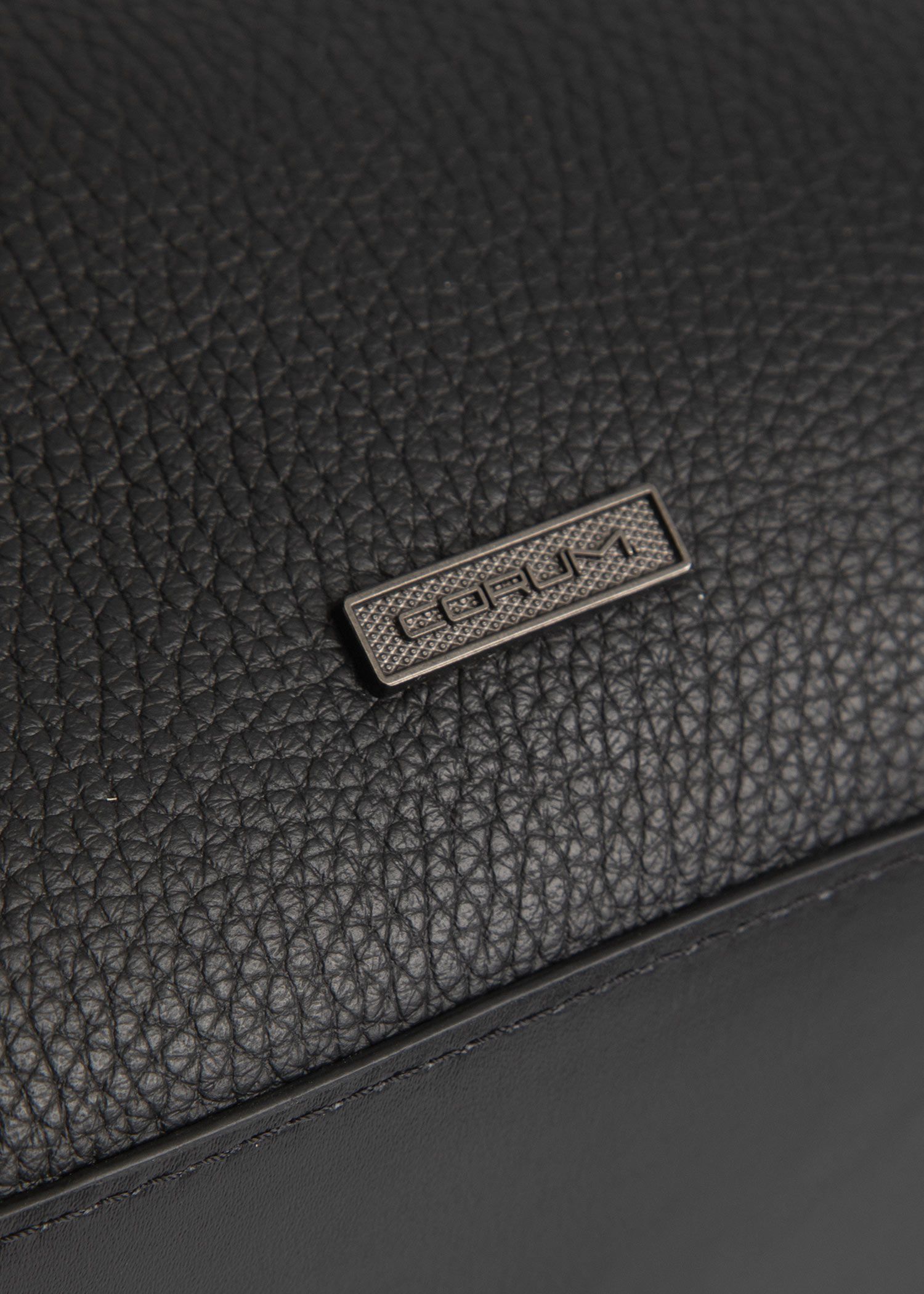 کیف چرم Dopp Kit