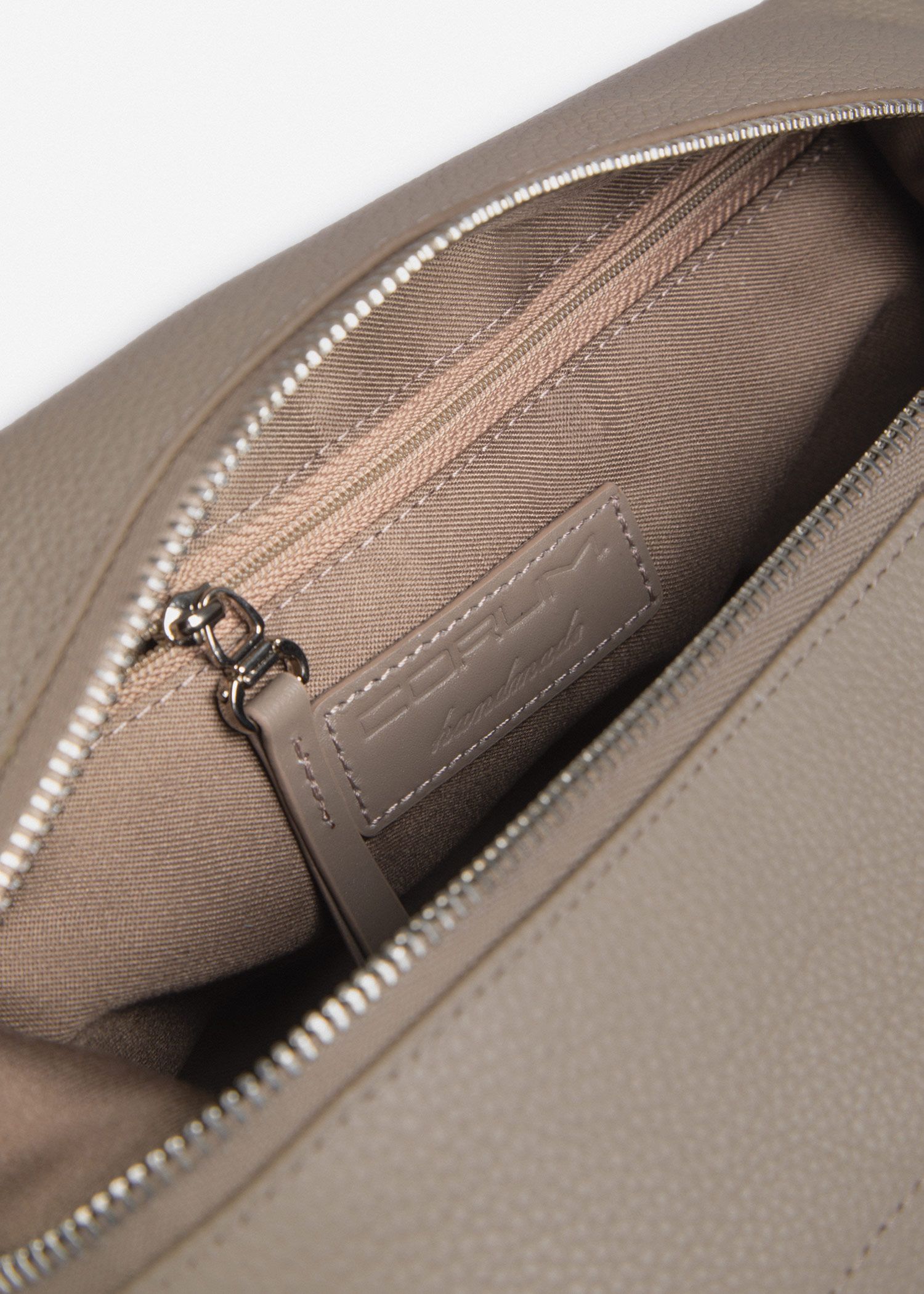 کیف چرم Dopp Kit