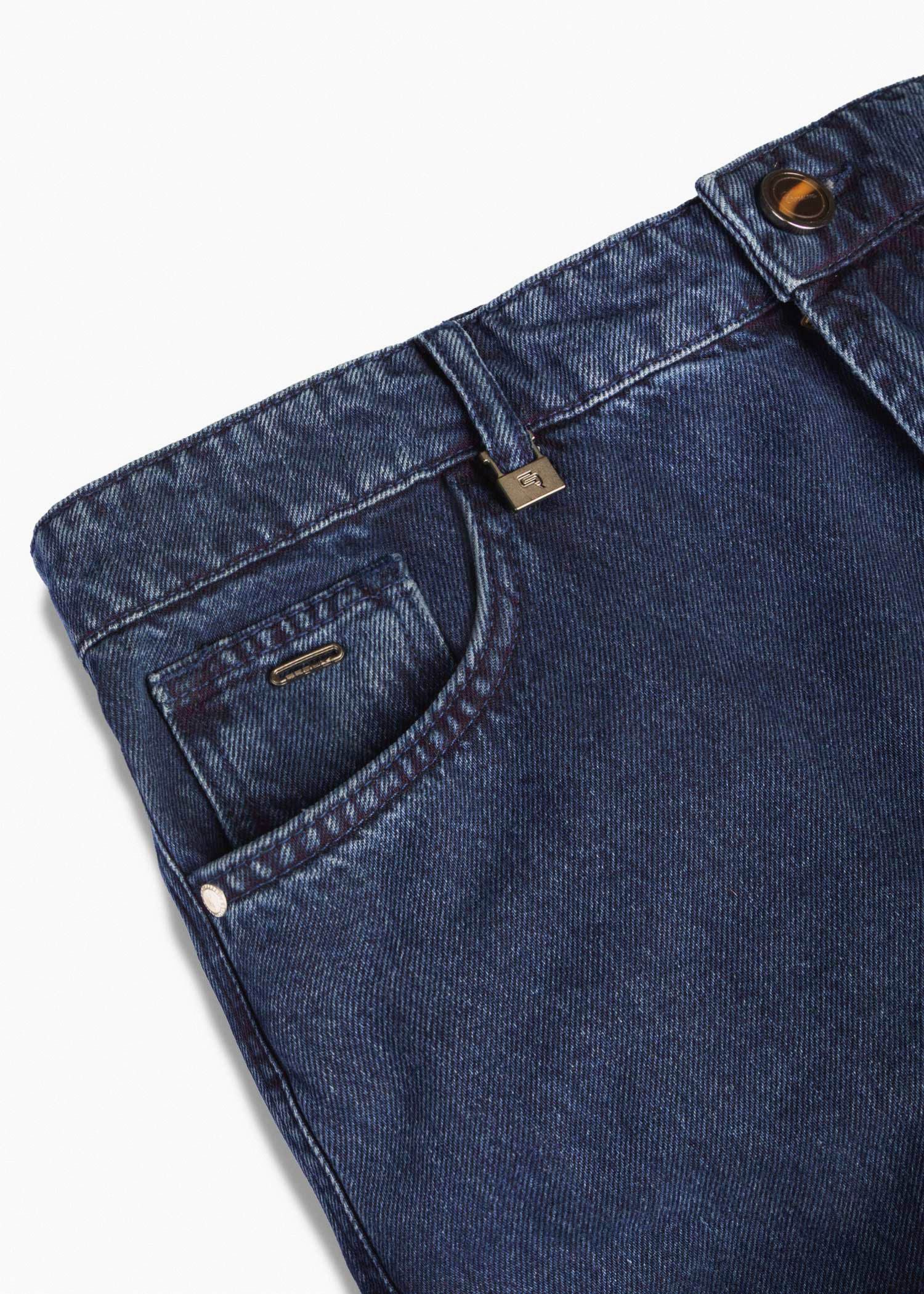 شلوار جین Tapered-Fit