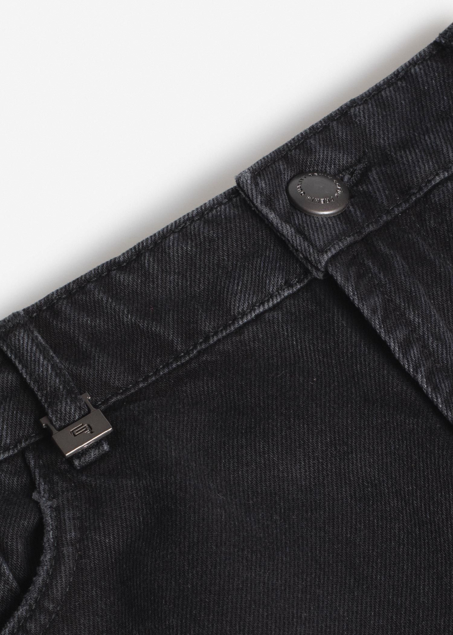 شلوار جین Tapered-Fit