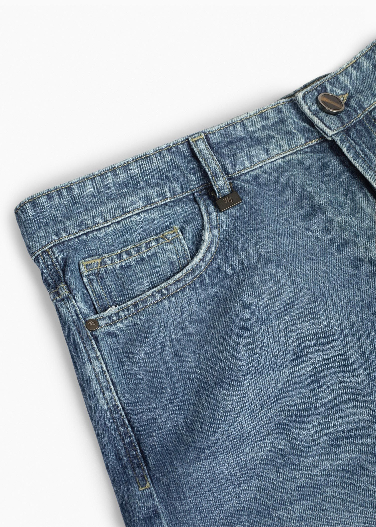 شلوار جین Tapered-Fit