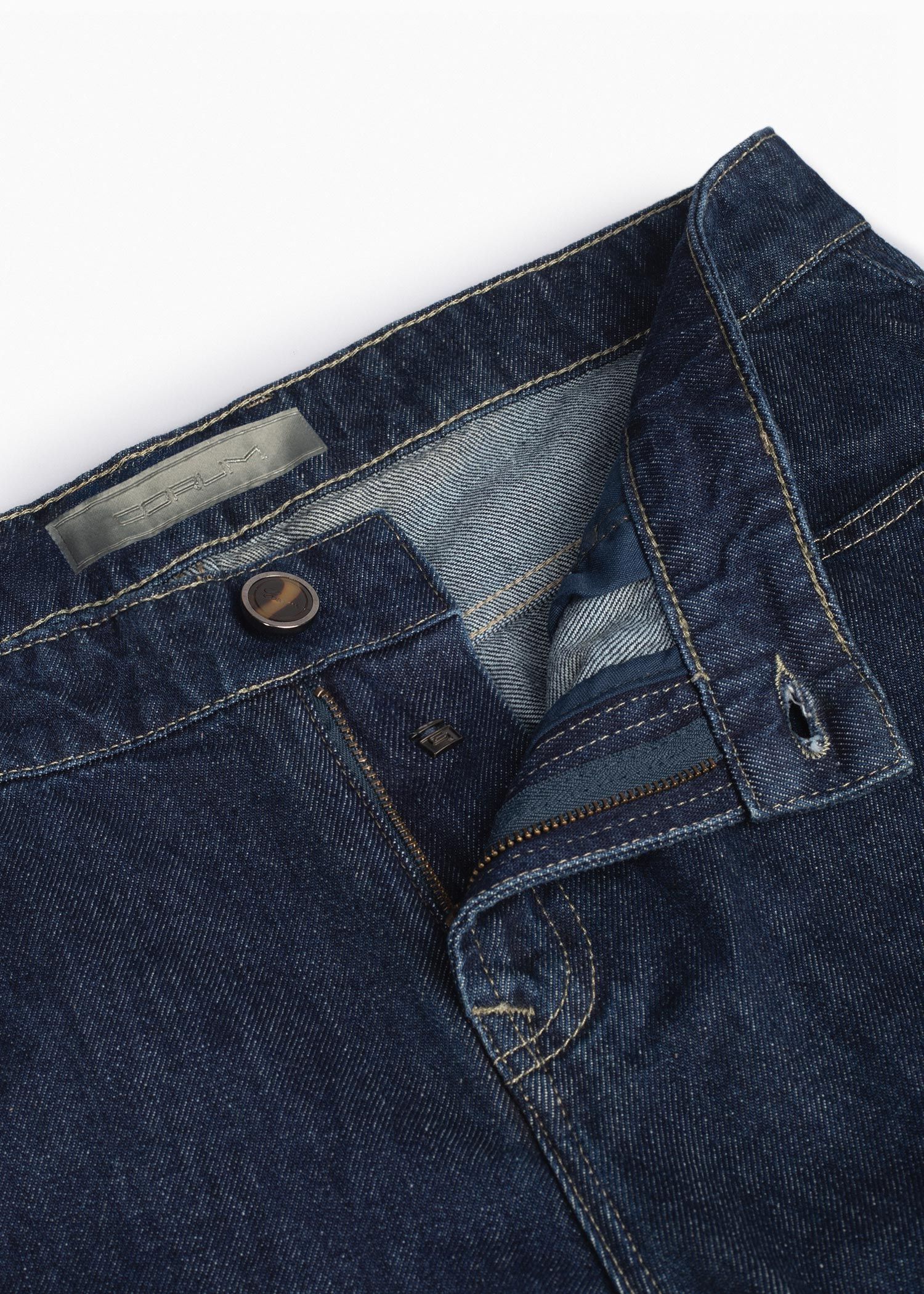 شلوار جین Tapered-Fit