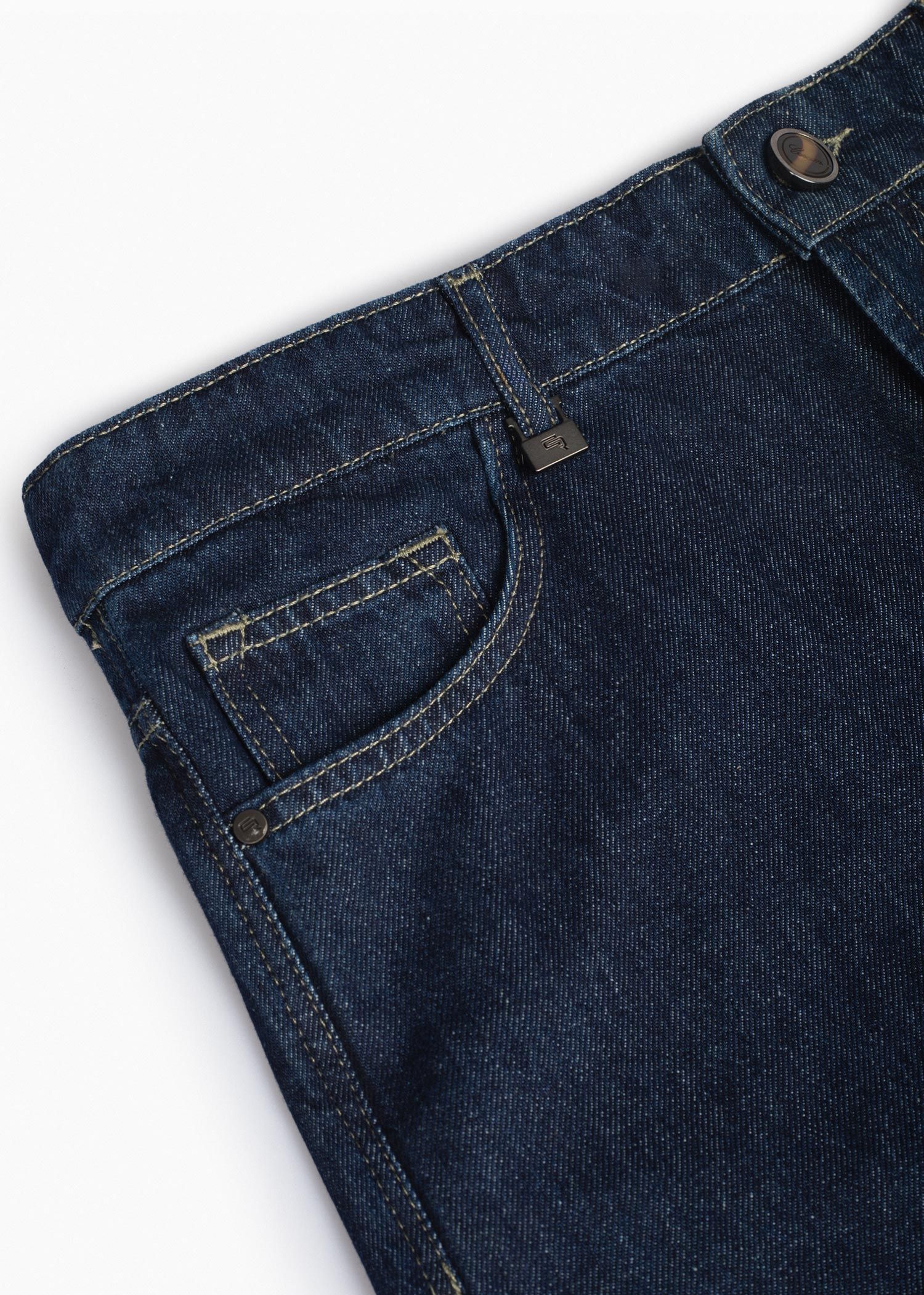 شلوار جین Tapered-Fit