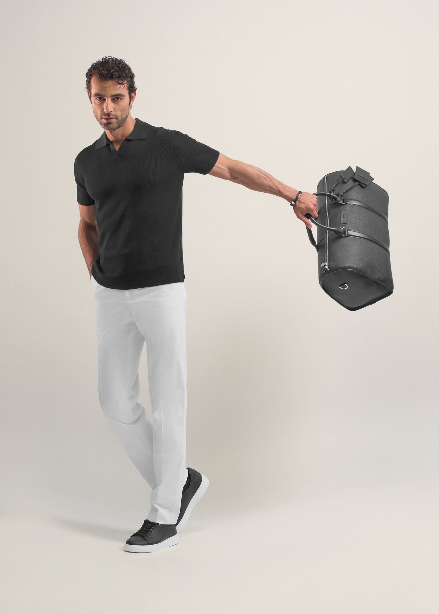 پولوشرت V-Neck