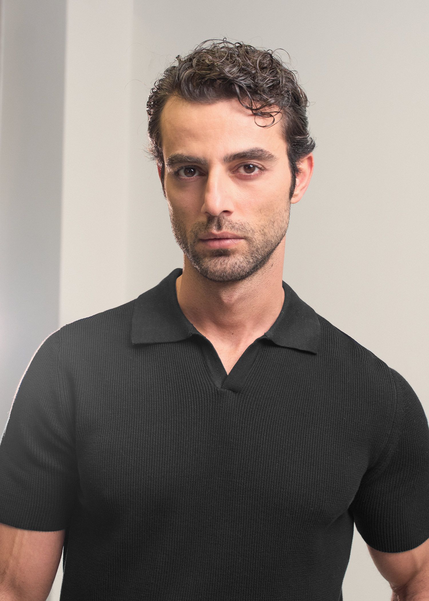 پولوشرت V-Neck