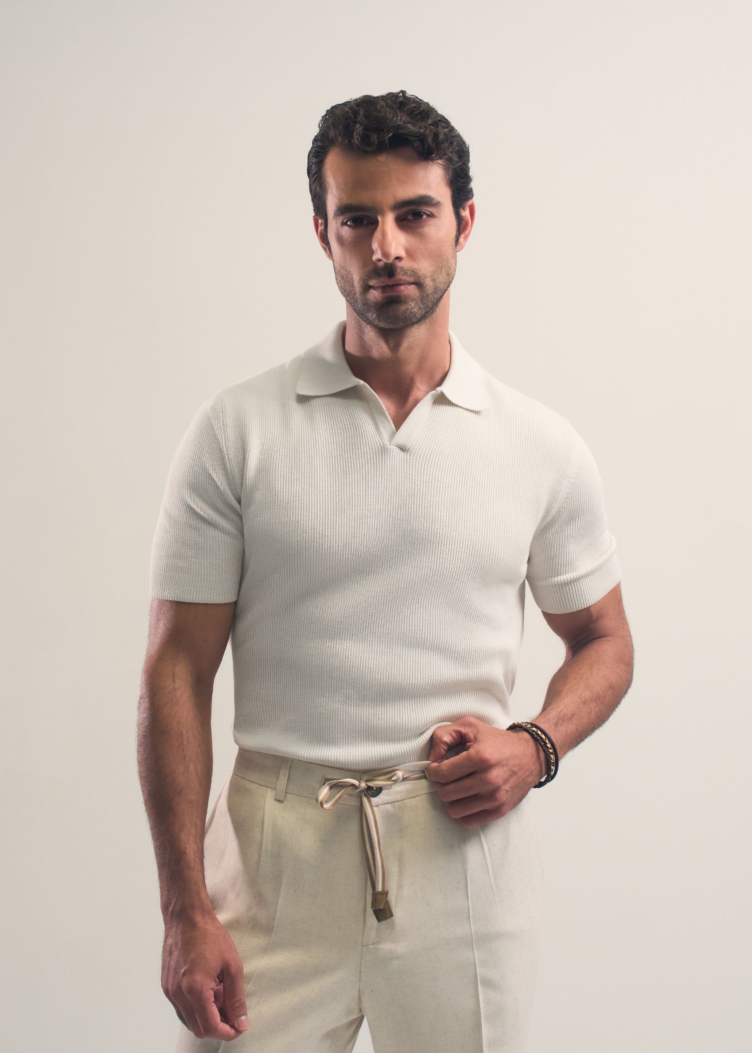 پولوشرت V-Neck