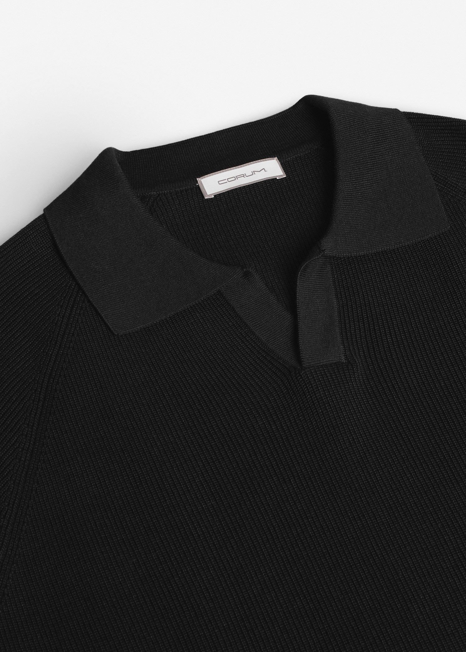 پولوشرت V-Neck