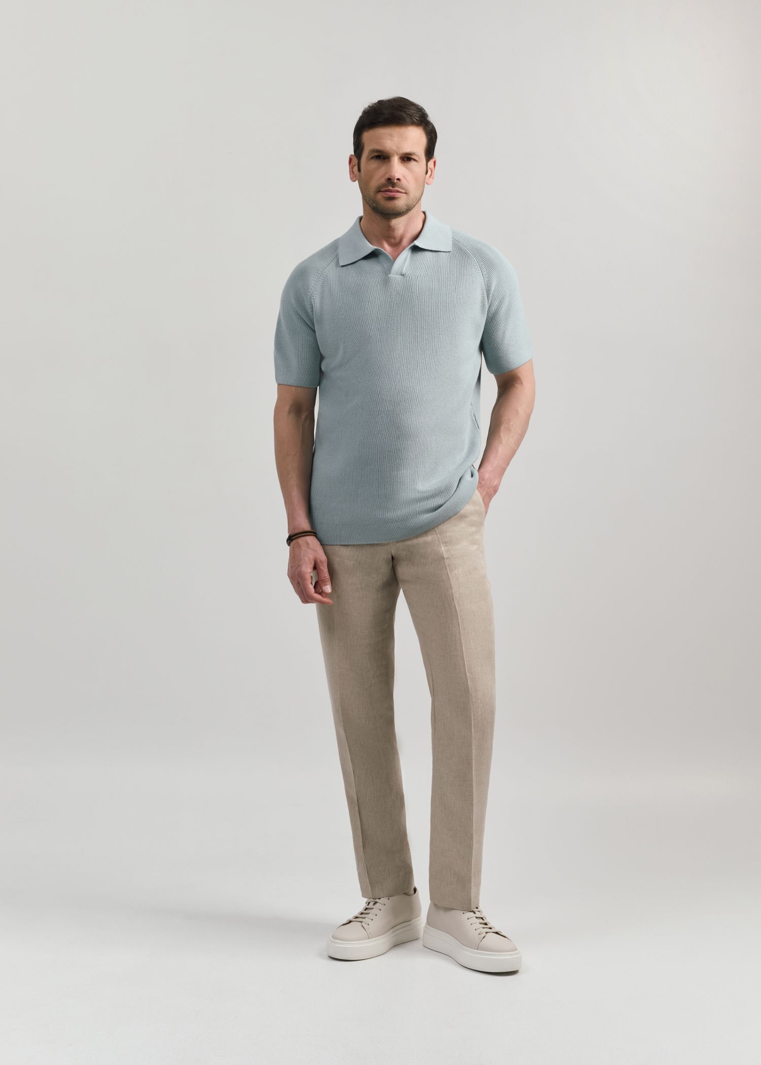 پولوشرت V-Neck