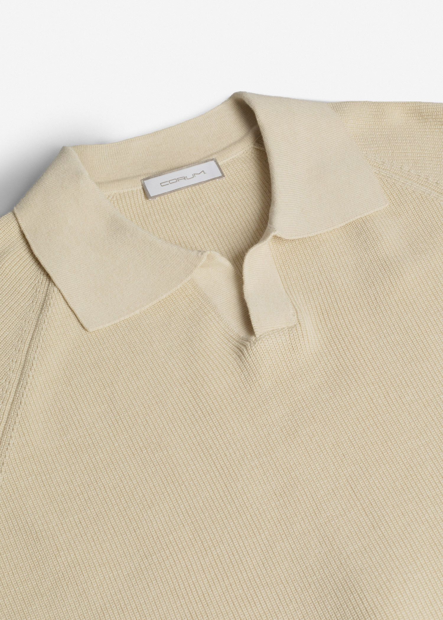 پولوشرت V-Neck