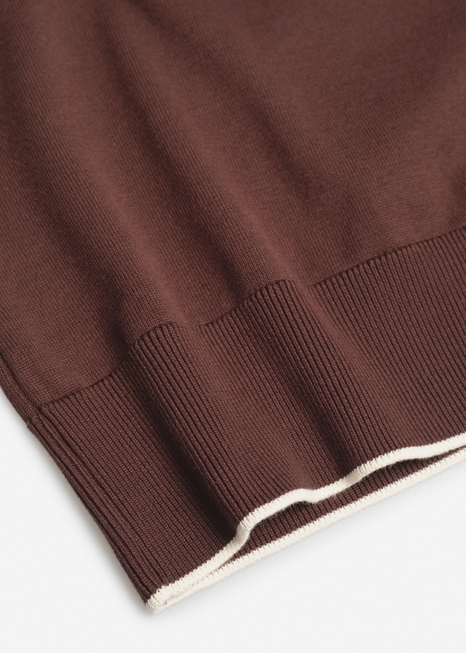 پولوشرت V_Neck