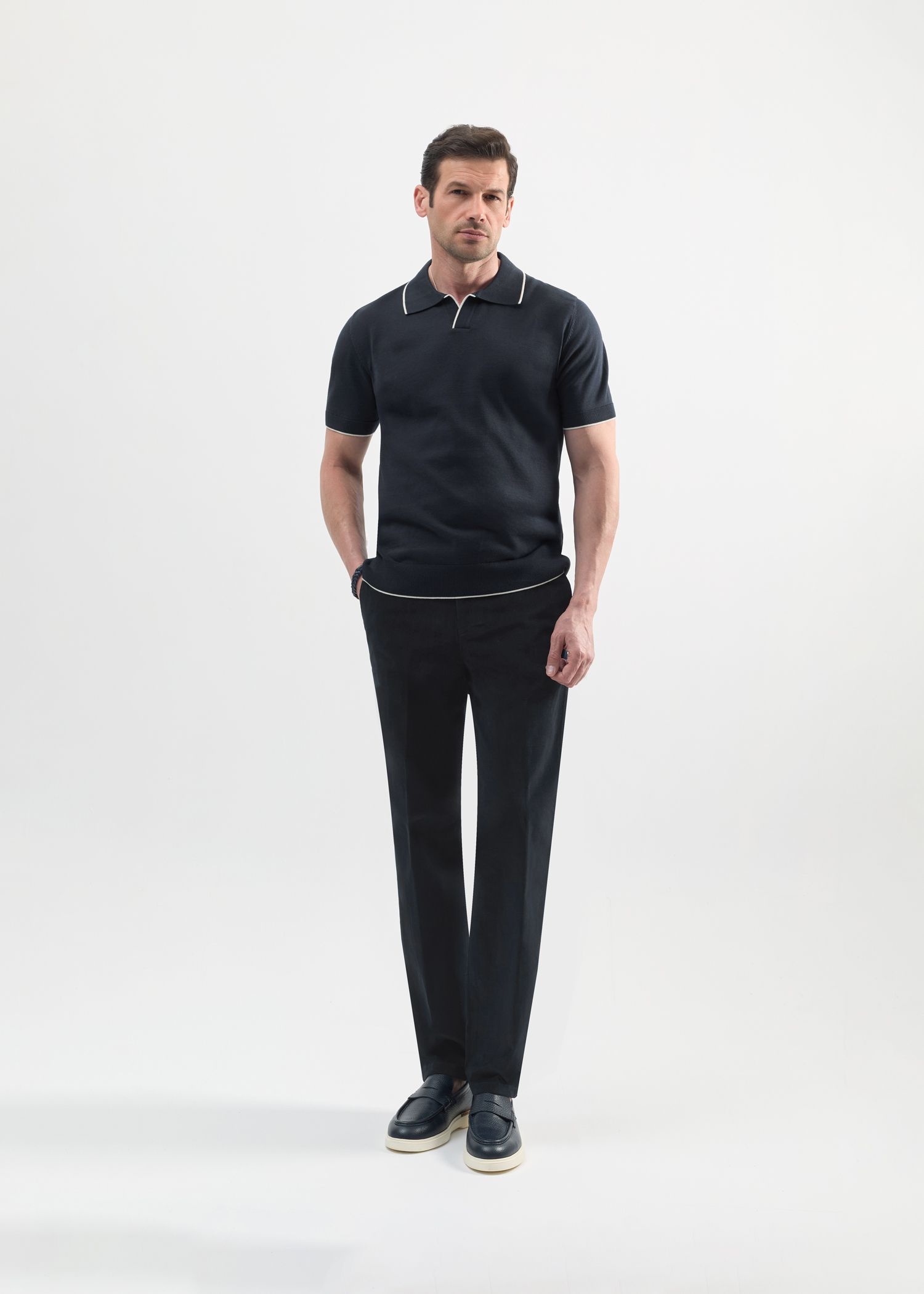 پولوشرت V_Neck