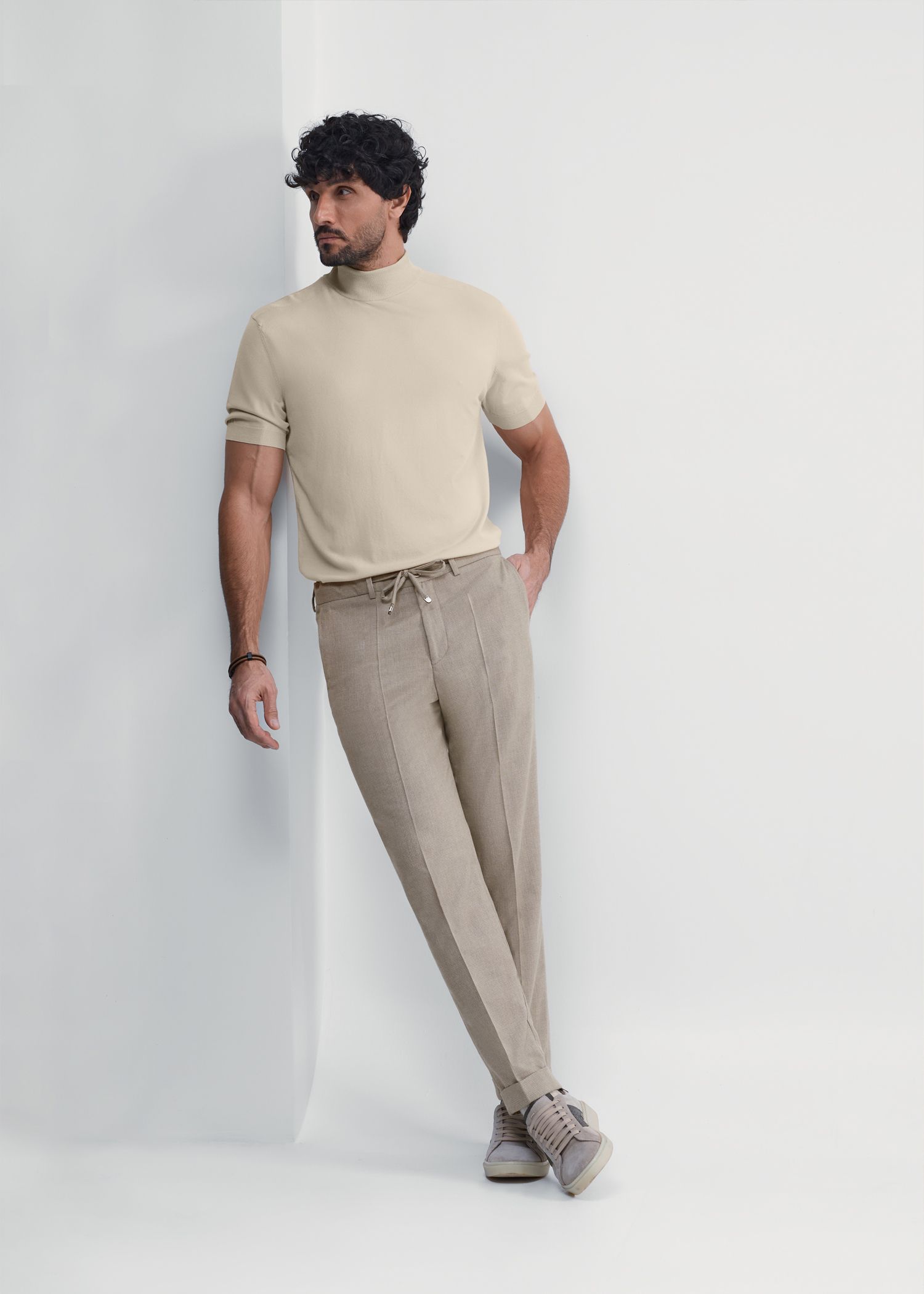 تی شرت Mock Neck