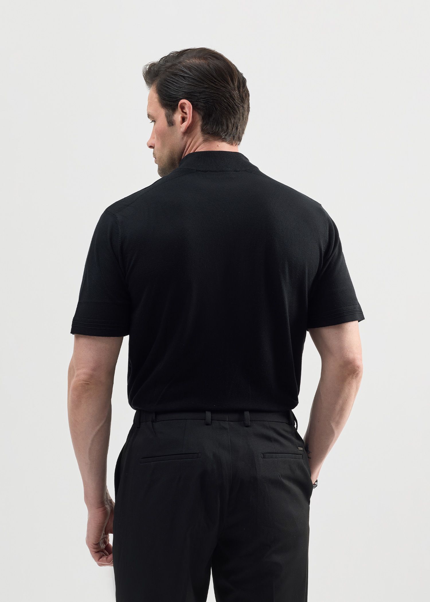 تی شرت Mock Neck
