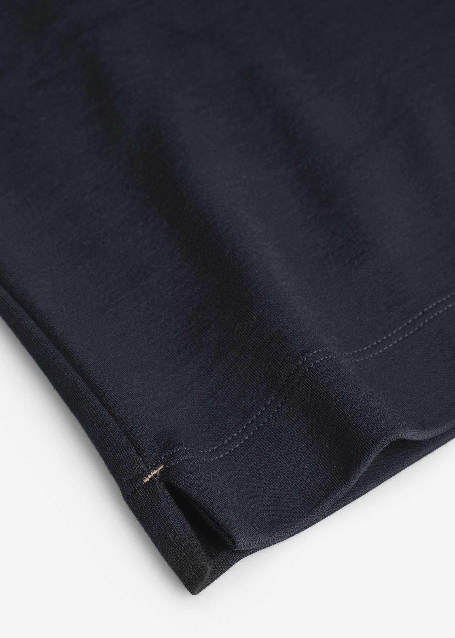 بلوز Mock Neck