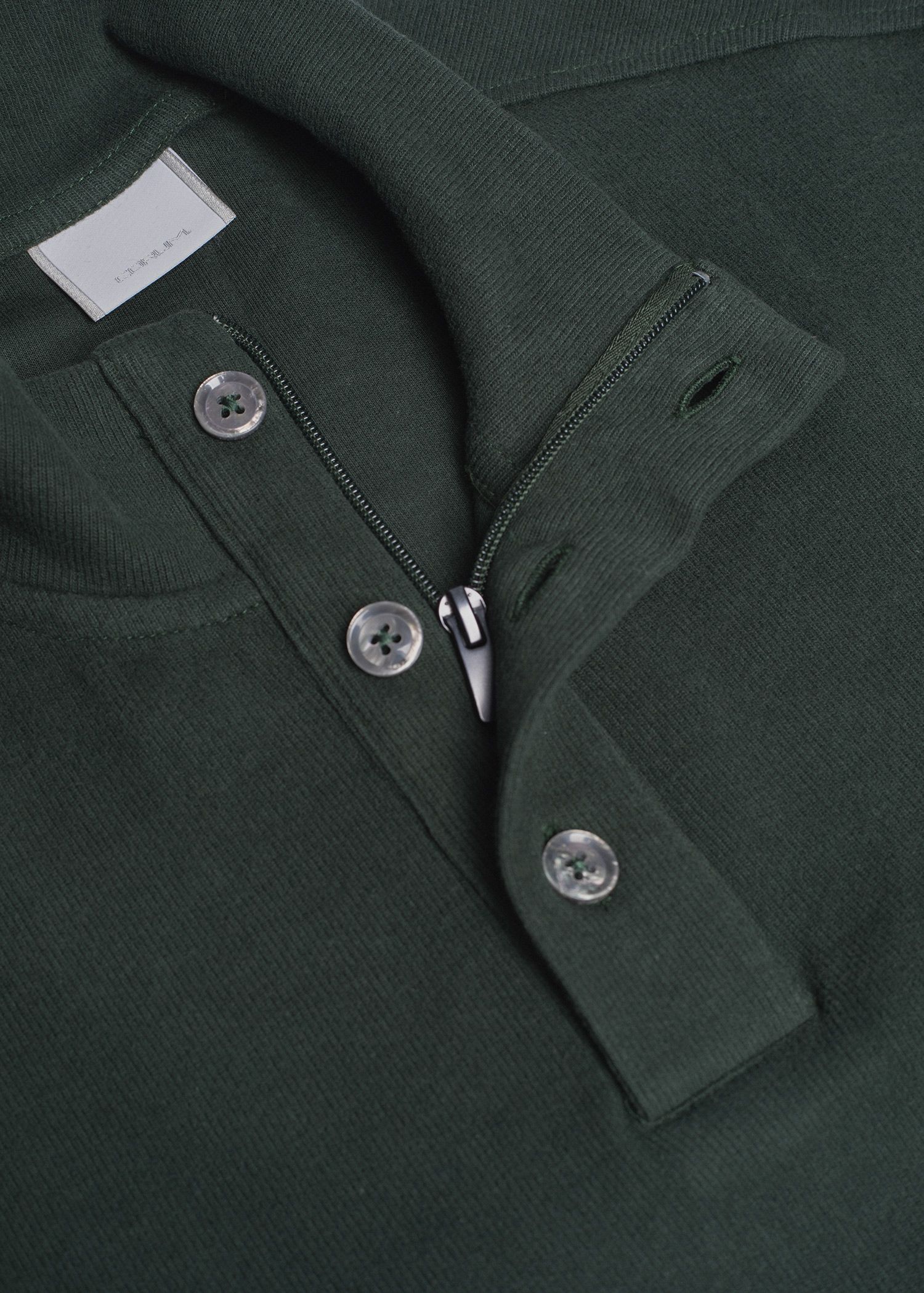 بلوز Mock Neck
