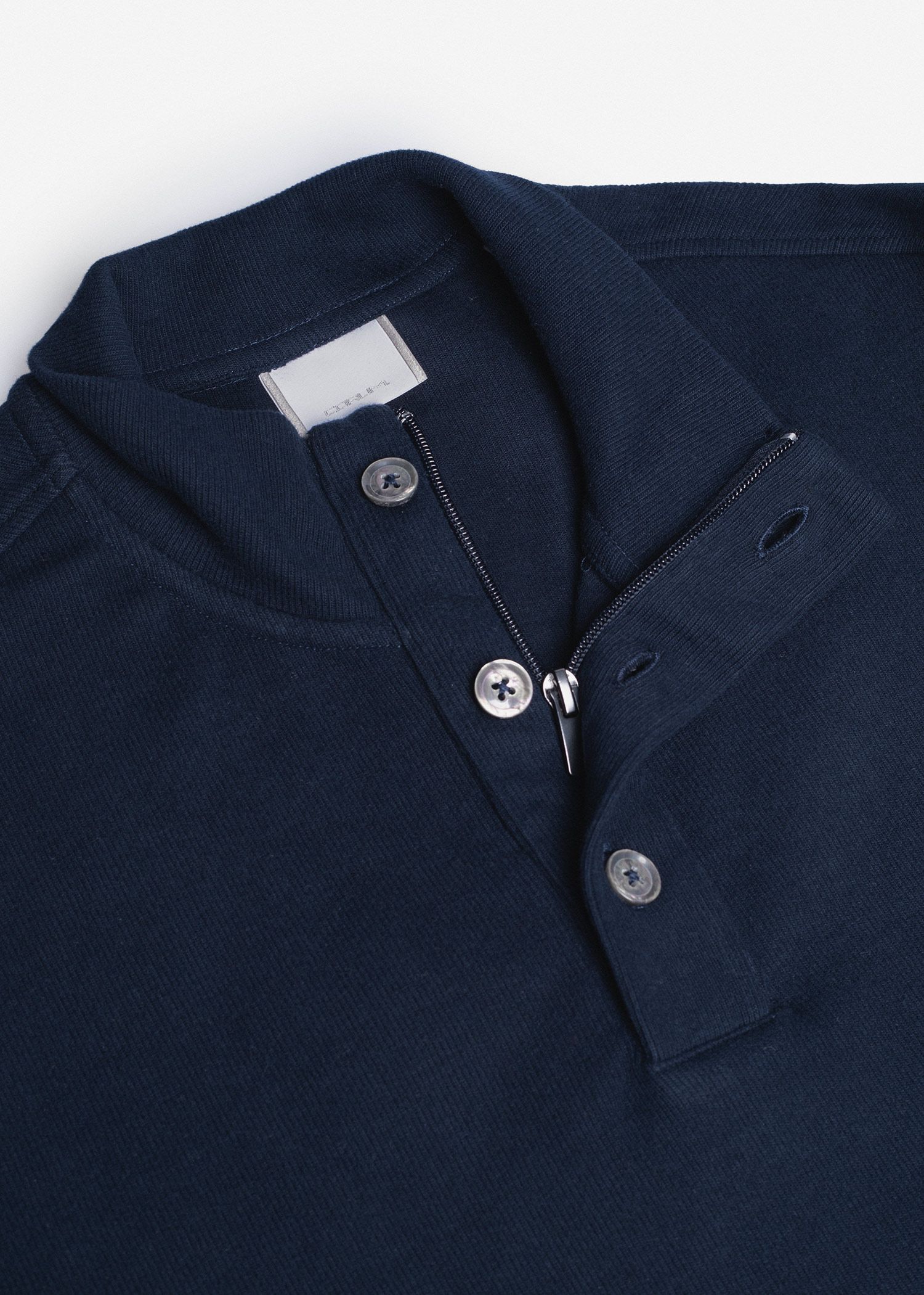 بلوز Mock Neck